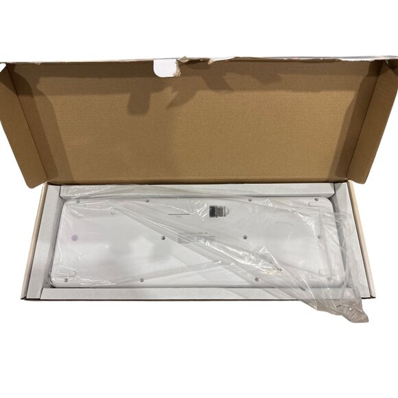 NORTH Full Size Wireless Keyboard Round Membrane Pop Keys White 105 Keys Dual Wi - Picture 6 of 8